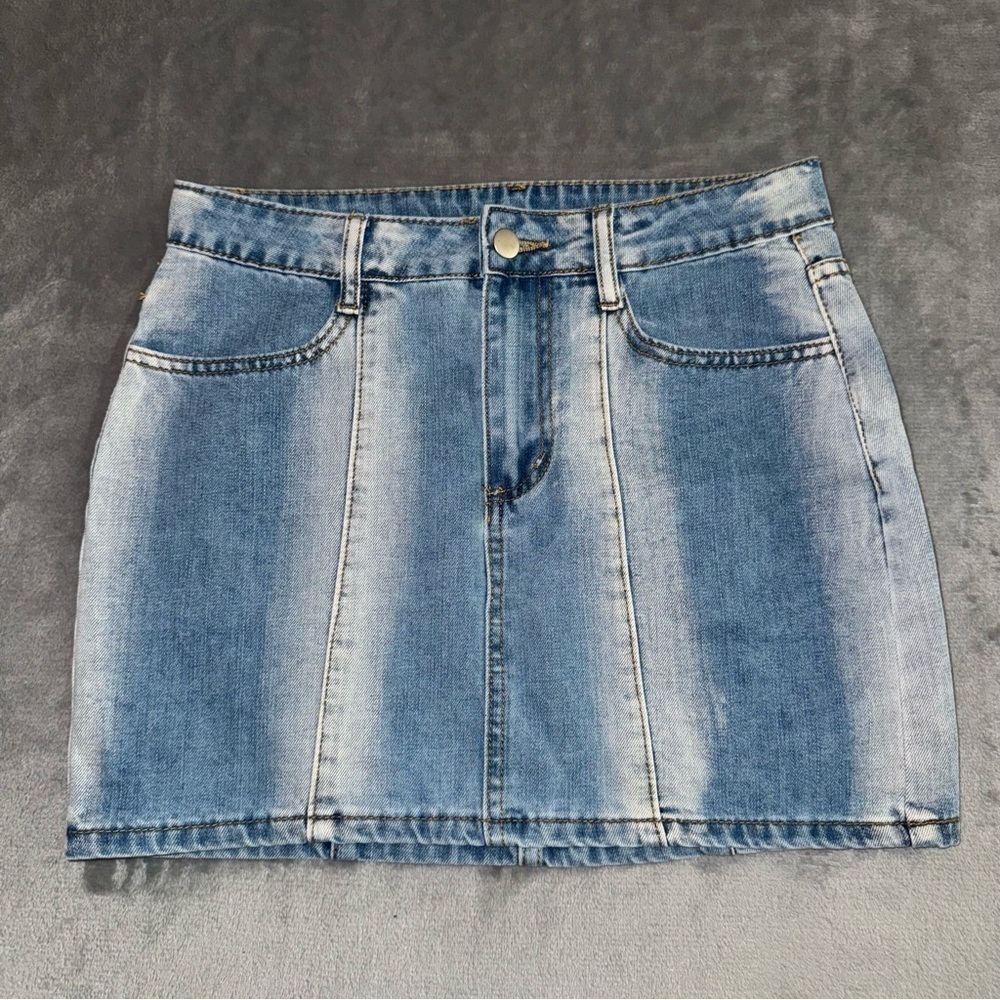 New with Tag Le Lis Collection Denim Mini Skirt Size Small